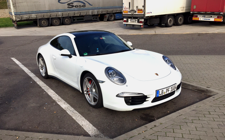 911 カレラ4S