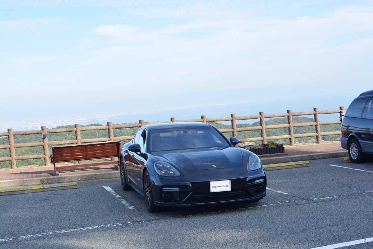 大型車を運転する女性が感じる 街乗りの困り事について ポルシェがわが家にやってきた オーナーズブログ 大型車を運転する女性が感じる 街乗りの困り事について ポルシェがわが家にやってきた オーナーズブログ