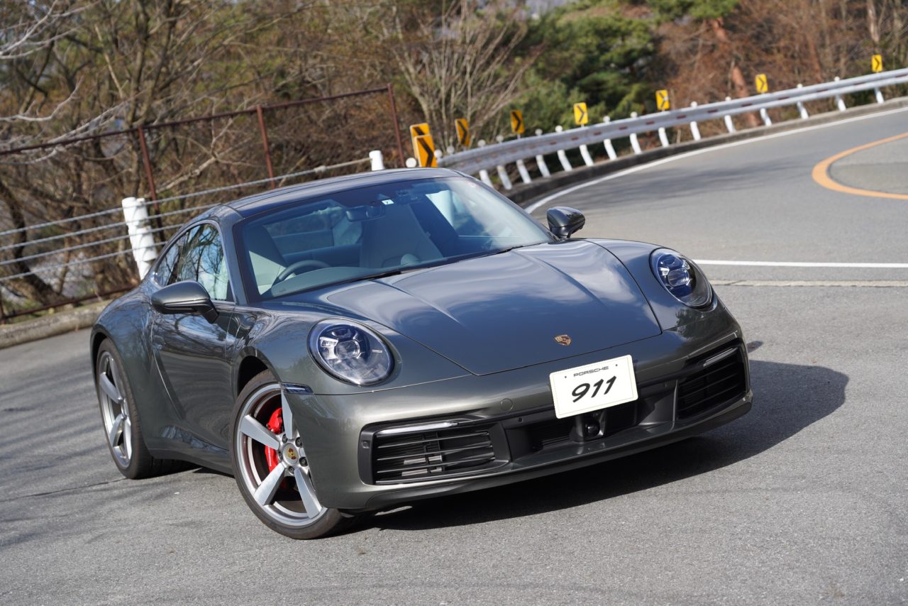 Porsche 911 (992) Carrera 4S