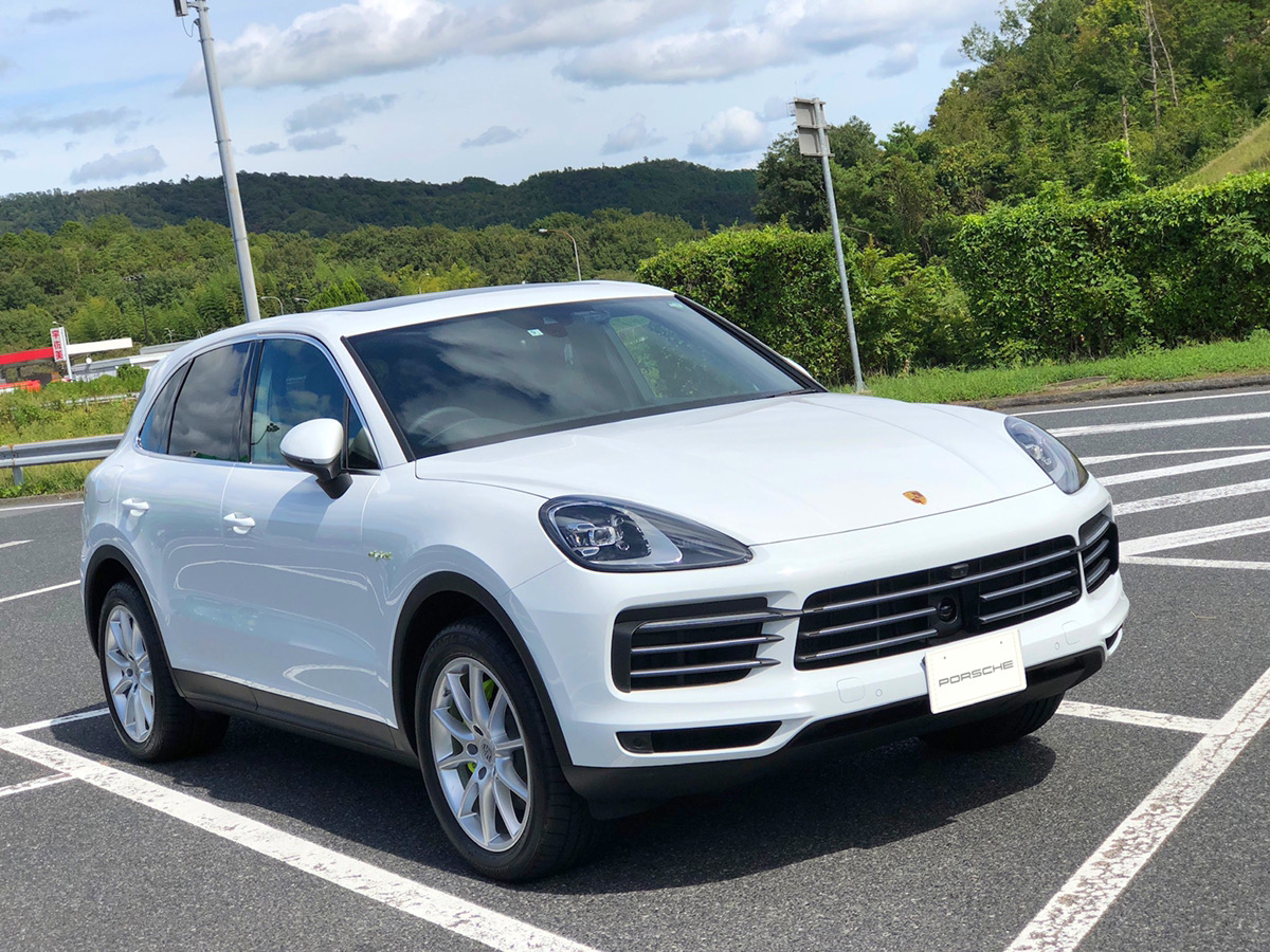 First Impressions of the Porsche Cayenne E-Hybrid on