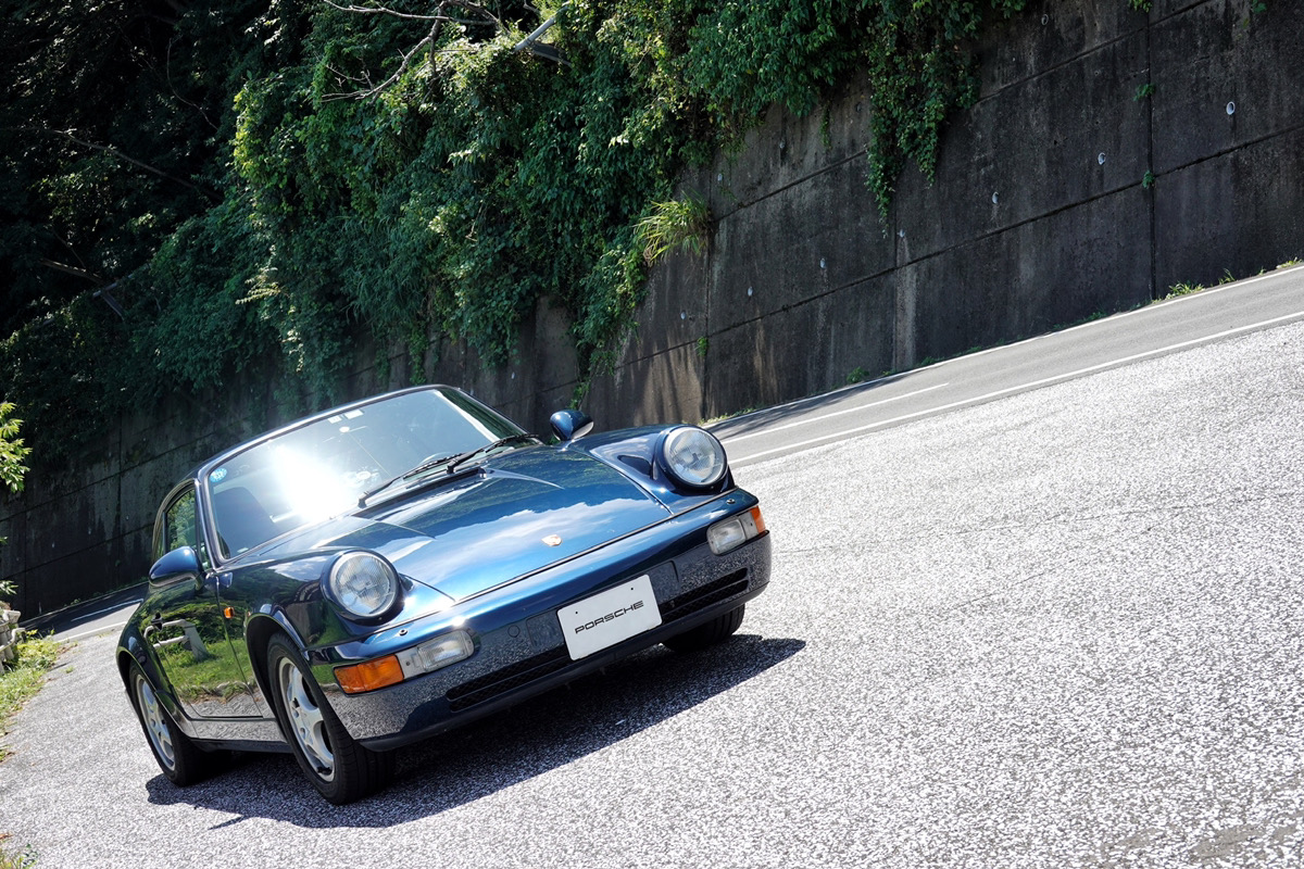 Riding the Refreshed Porsche 911 (Air-Cooled 964) Felt Like