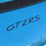 ポルシェ911 GT2 RSプロトタイプが姿を現す – 究極の空力と800馬力に迫るパワーを備えた最強の992