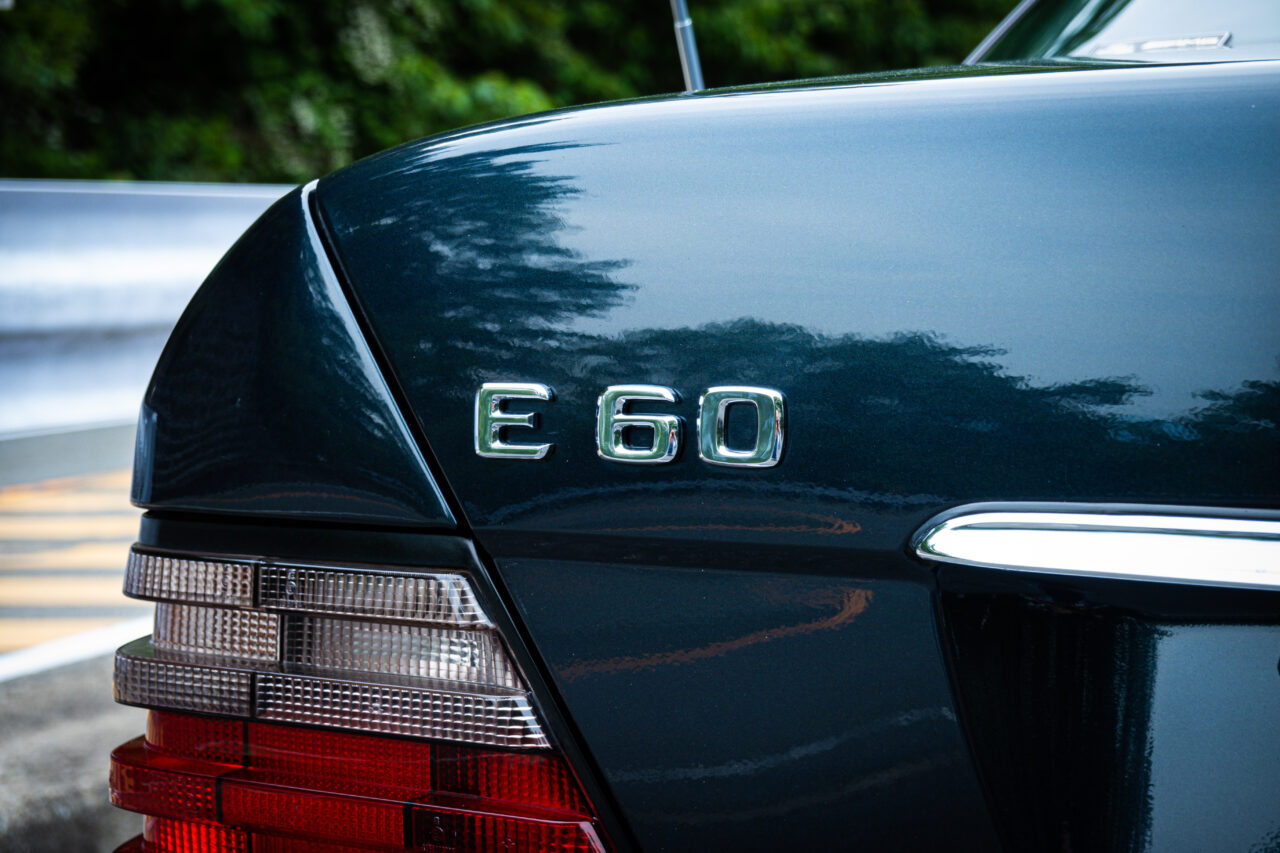 メルセデスベンツ W124 純正 左側 運転席側 スポーツシート 実働確認済