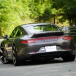 ポルシェ911に純正のダックテールを装着！