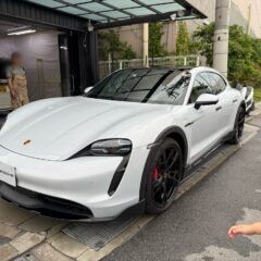 ポルシェタイカン