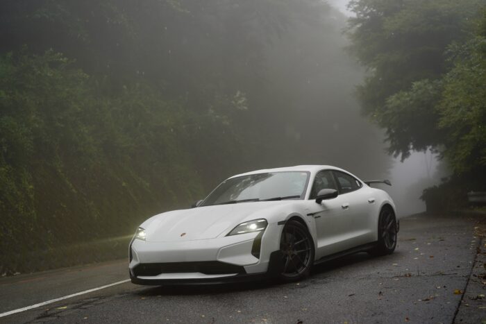 タイカン ターボGT ヴァイザッハパッケージ