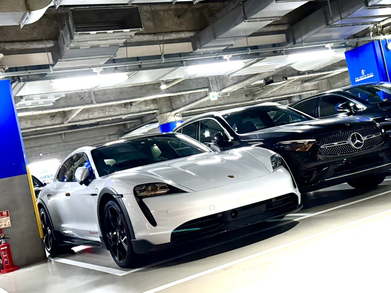 ポルシェタイカン