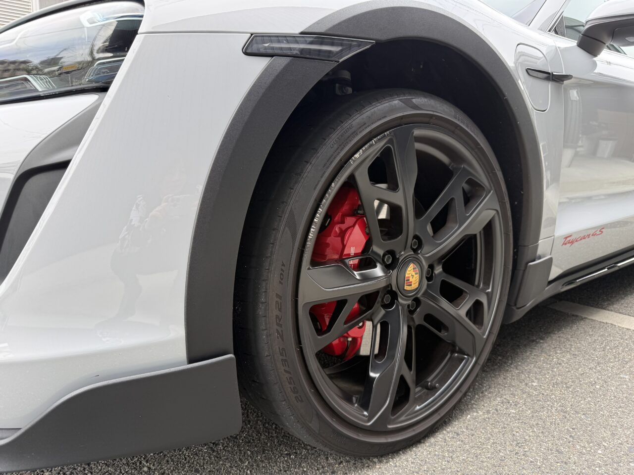 Repairing the Taycan Wheels at 