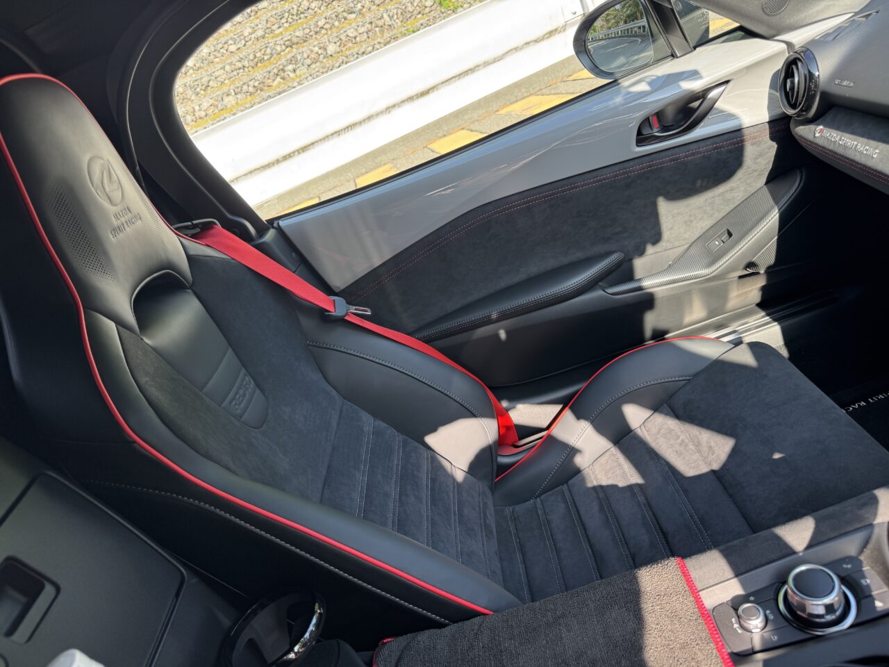Mazda MSpR Roadster Seats