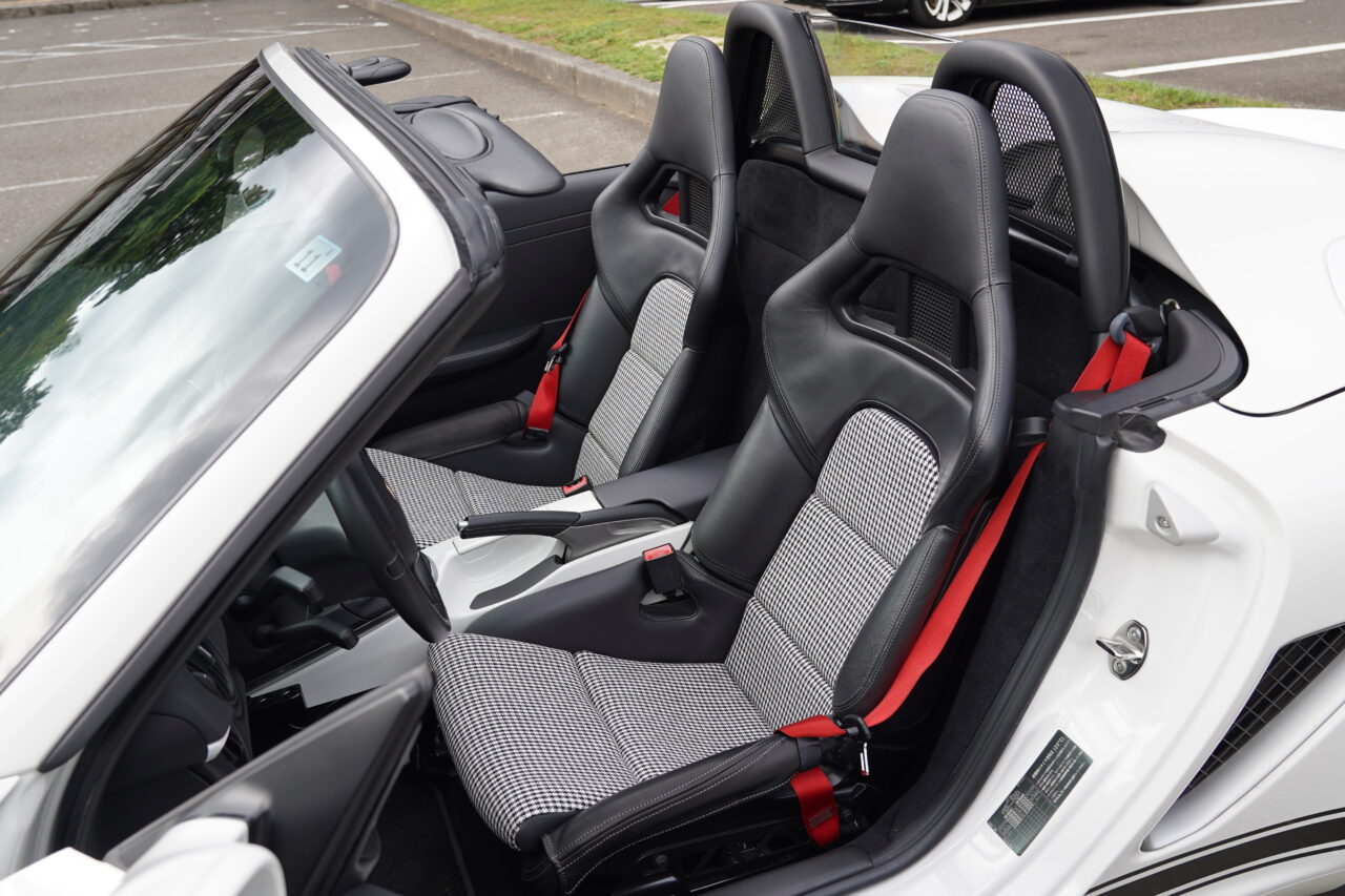 Car, Convertible, Sports Car, Seat, Seatbelt, Parking Lot, PORSCHE, Boxster, 981