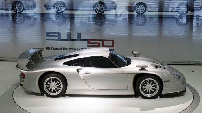 ポルシェ 911 GT1