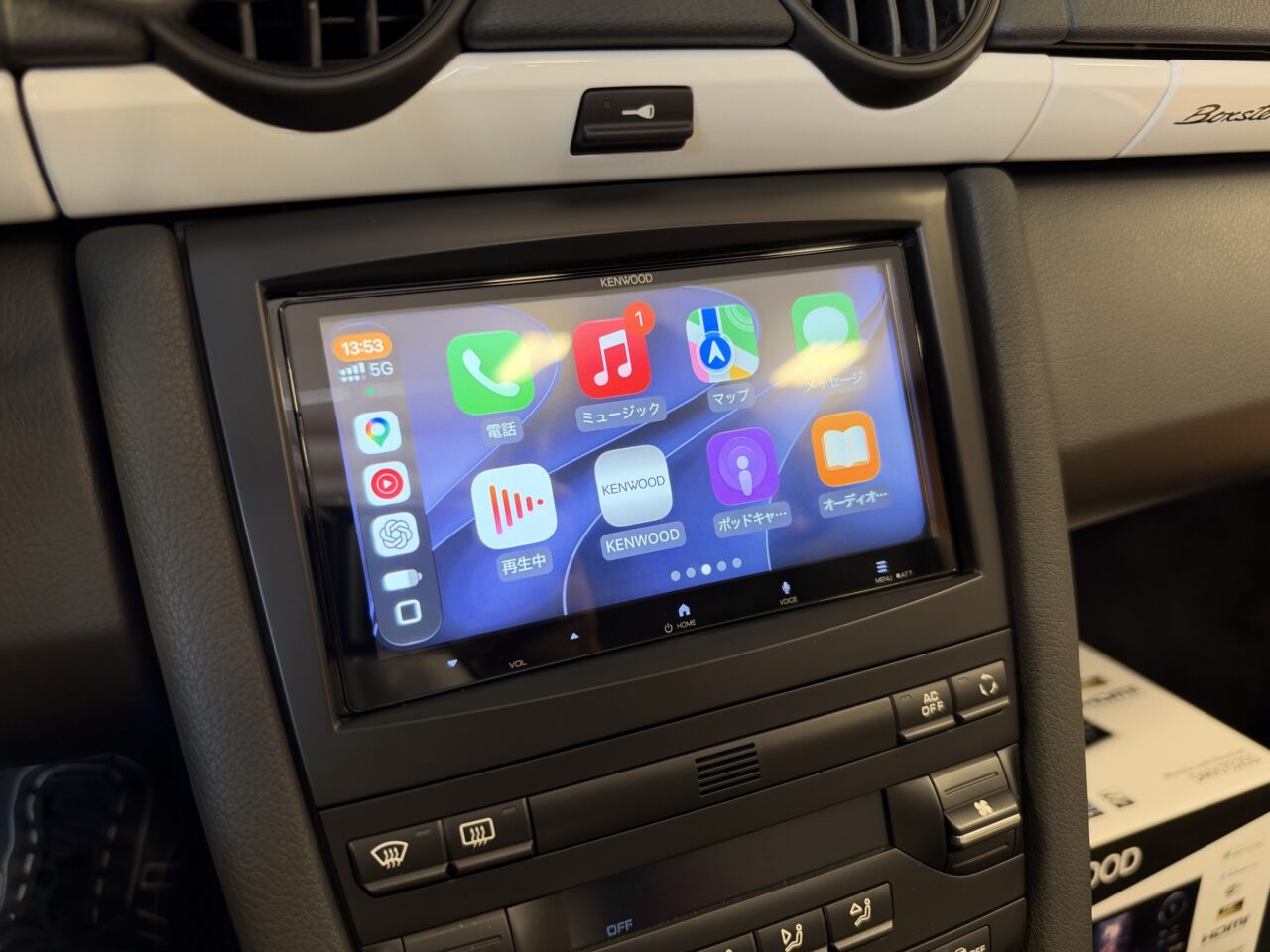 KENWOOD DMX5523SのApple CarPlay画面