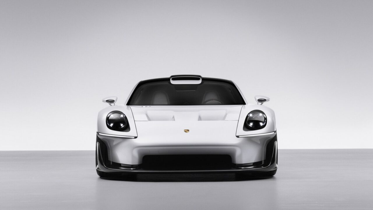 Front view of the Porsche Mission S