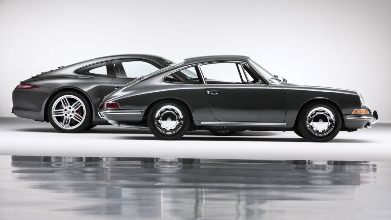初代保時捷911(1964年式)與991型911 Carrera 4S側面照
